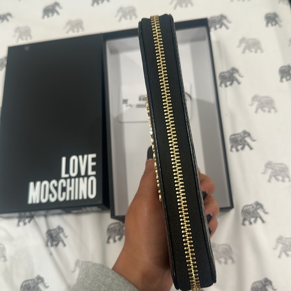 Love moschino - Picture 2 of 3